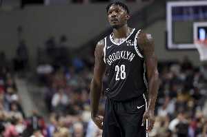 佩总再挥大手！Shams透露：塞克斯顿与湖人签下2