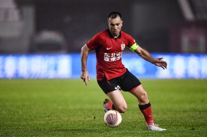 神秘瞬间！捕捉梅西为亚马尔洗澡场景的摄影师：难以用常规逻辑诠释